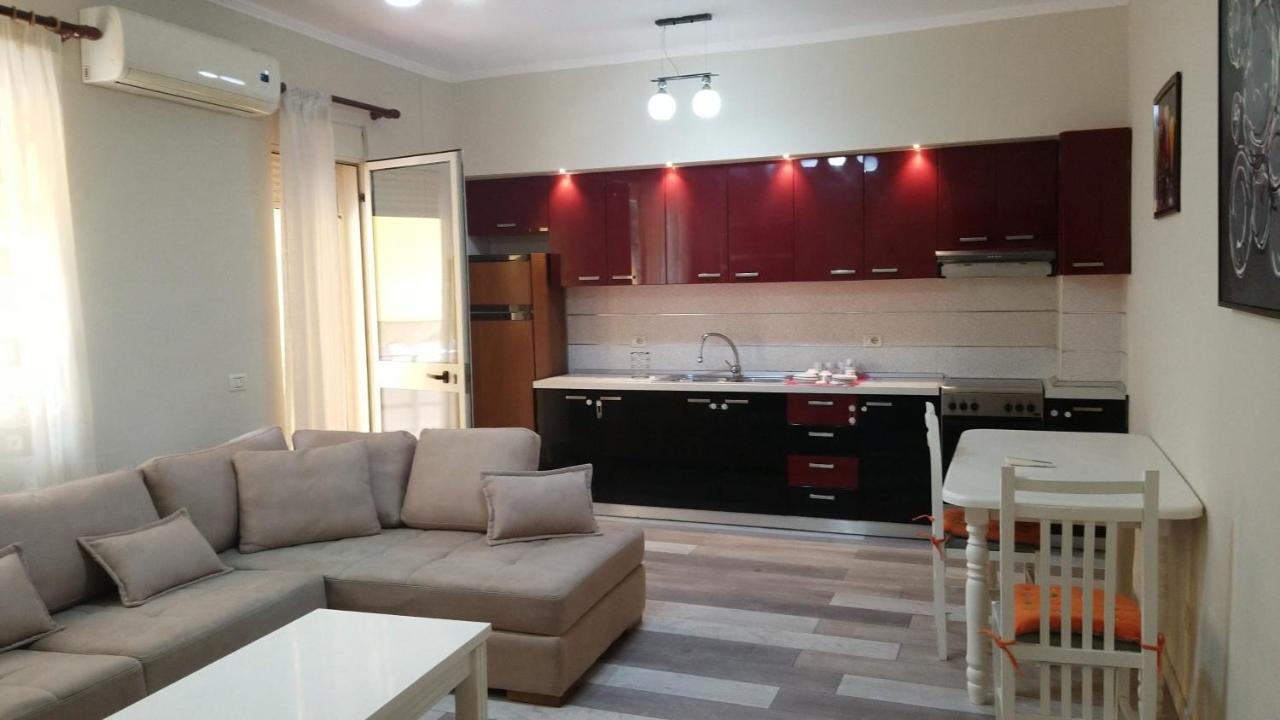 Liqeni Thate, Tirane Apartment ภายนอก รูปภาพ